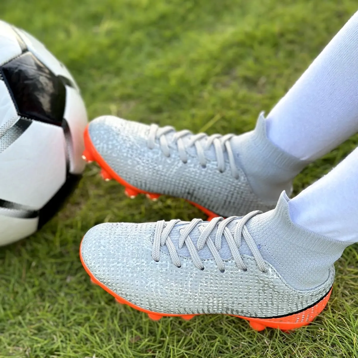 Boys Girls Soccer Cleats Kids Soccer Shoes High Top Training Youth Football Cleats Outdoor Football Shoes