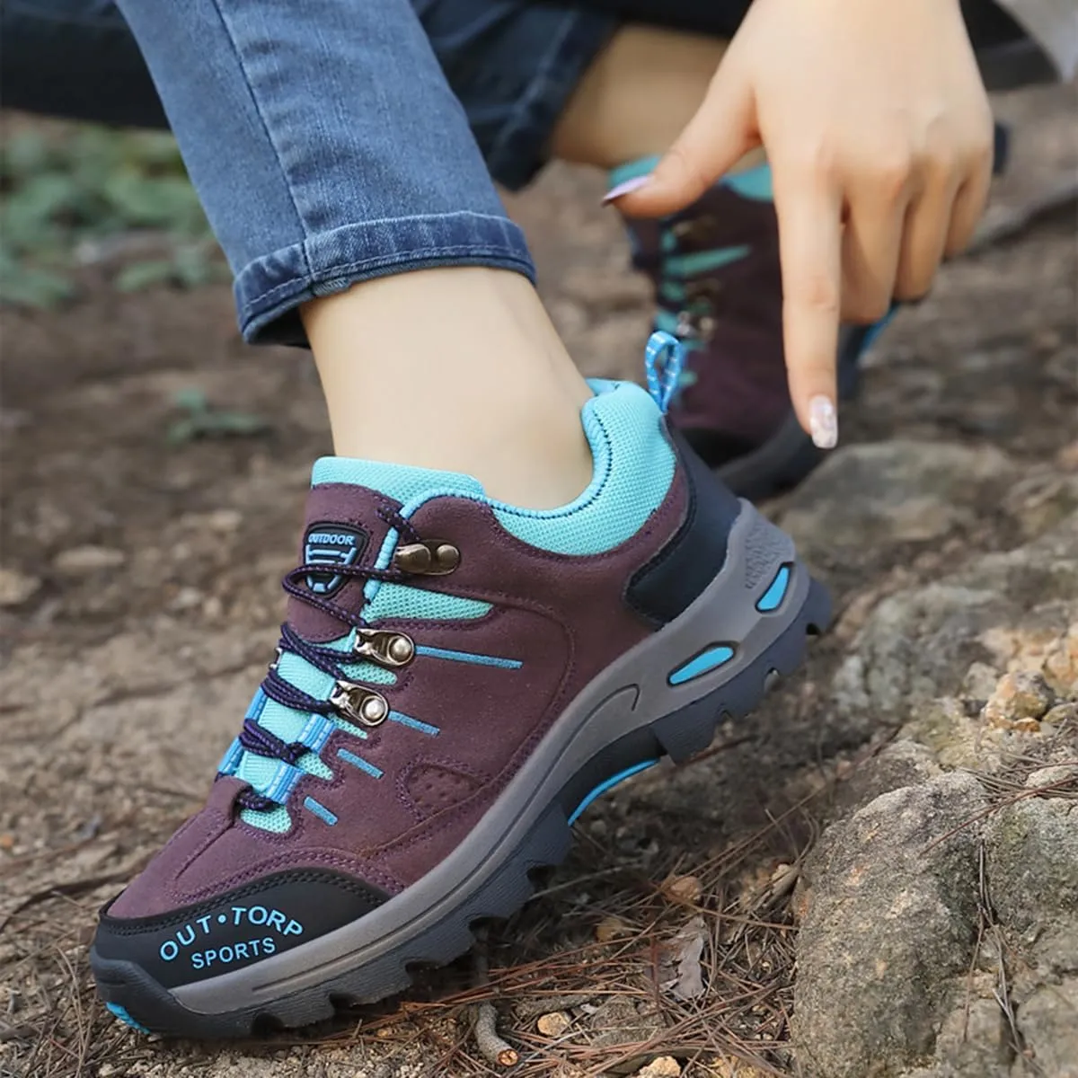 Hiking Shoes Mens Mountain Trekking Shoes Women Breathable Walking Shoes Climbing Shoes Sports Shoes Outdoor Hiking Boots