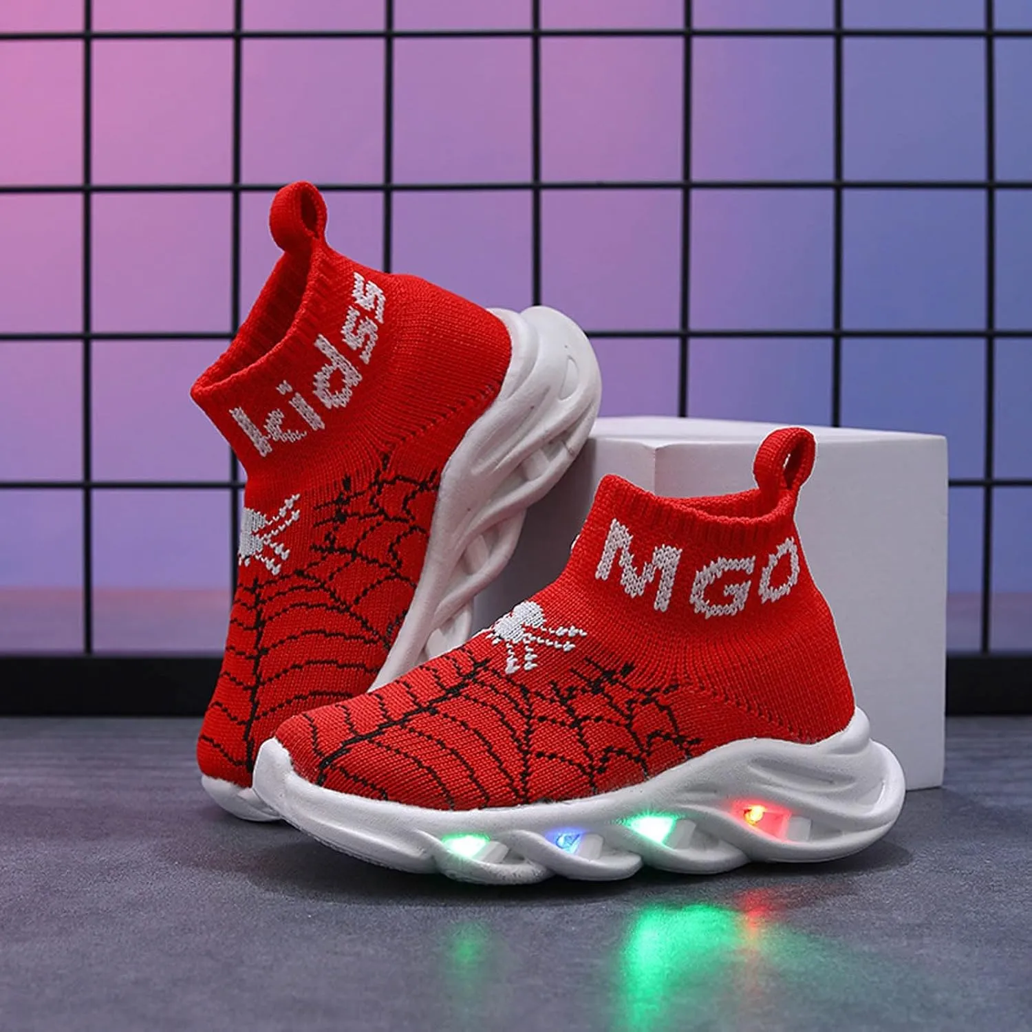 IWIHMIV Kids Tennis Shoes Light Up Walking Sneakers Boys Lightweight Breathable Running Athletic Shoes