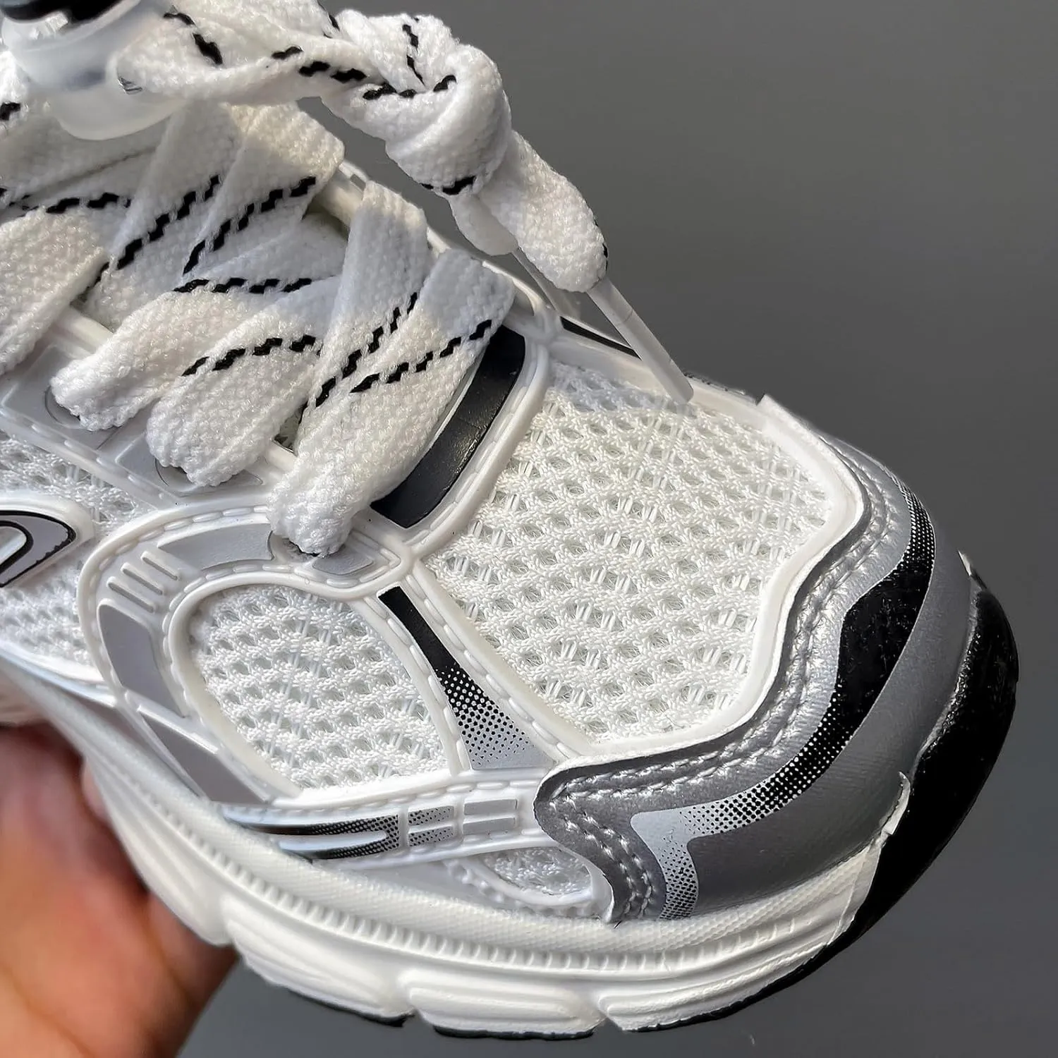 IWIHMIV Kids Walking Shoes Lightweight Breathable Sneakers Slip-on Comfortable Causal Running Tennis Shoes for Boys Girls