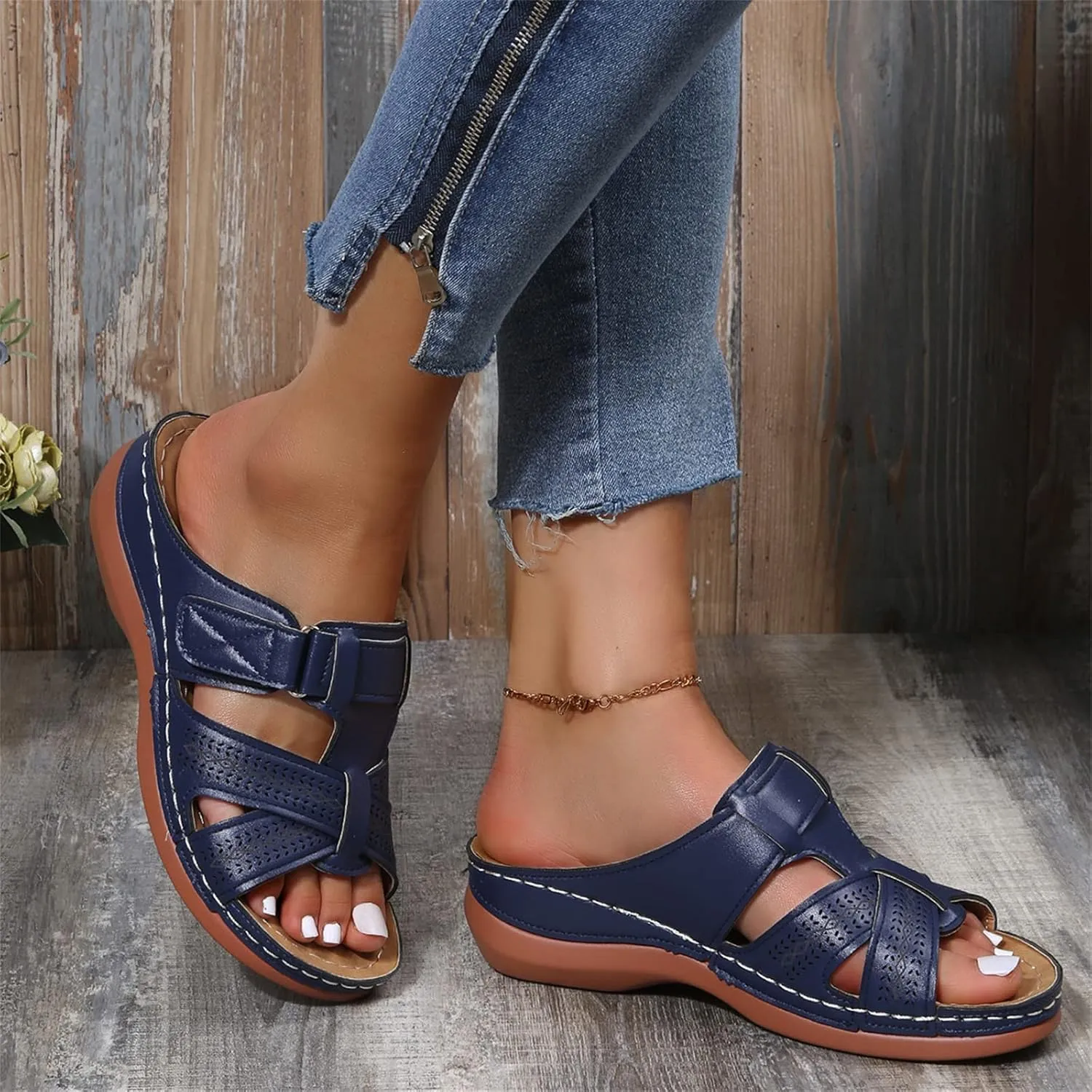 Ladmiple Womens Sandals With Arch Support Plantar Fasciitis Orthotic Flips Flops Flat feet Comfortable Orthopedic Slides