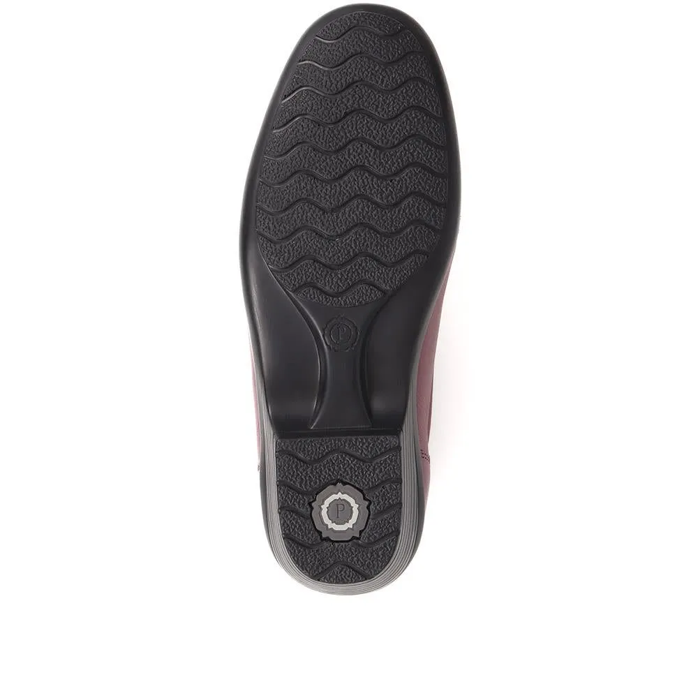 Leather Slip On Shoes - KEMP1800 / 145 950