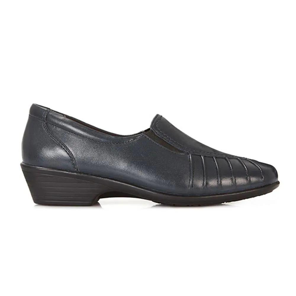 Leather Slip On Shoes - KEMP1800 / 145 950
