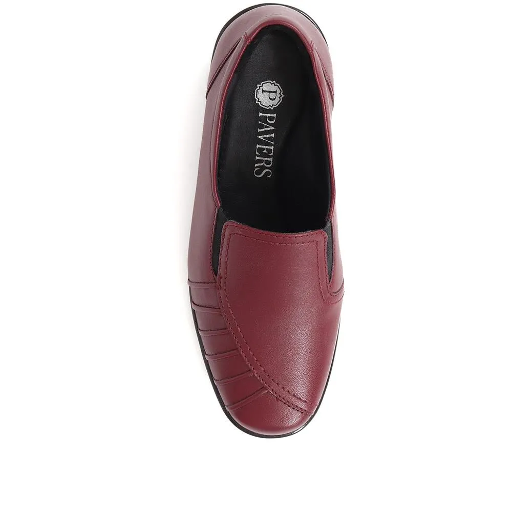 Leather Slip On Shoes - KEMP1800 / 145 950