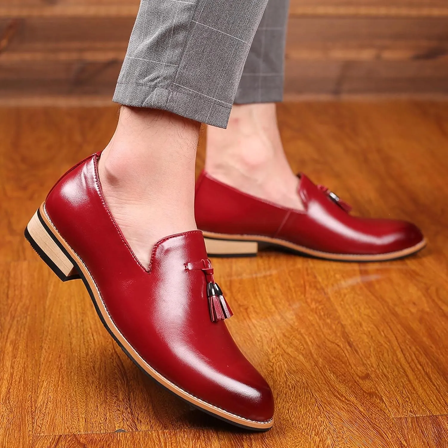 Leather Slip on Work Shoes for Men Fashion Style Men's Breathable Tassel Mens Slip on Casual Shoes Leather