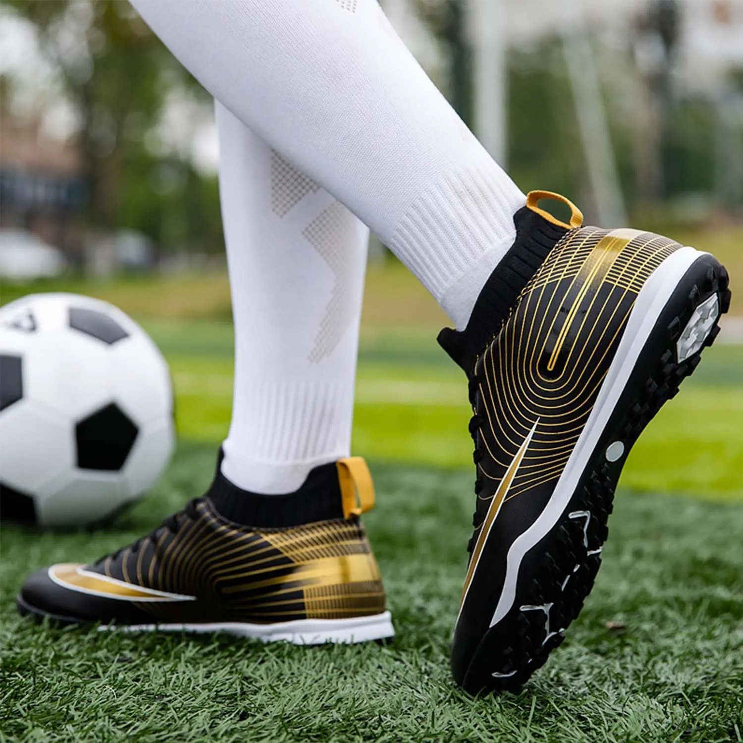 MEBAMY Football Shoes for Boys Girls Firm Ground Soccer Cleats Athletic Youth General Purpose Soccer Shoe Toddler Little Kid Big Kid