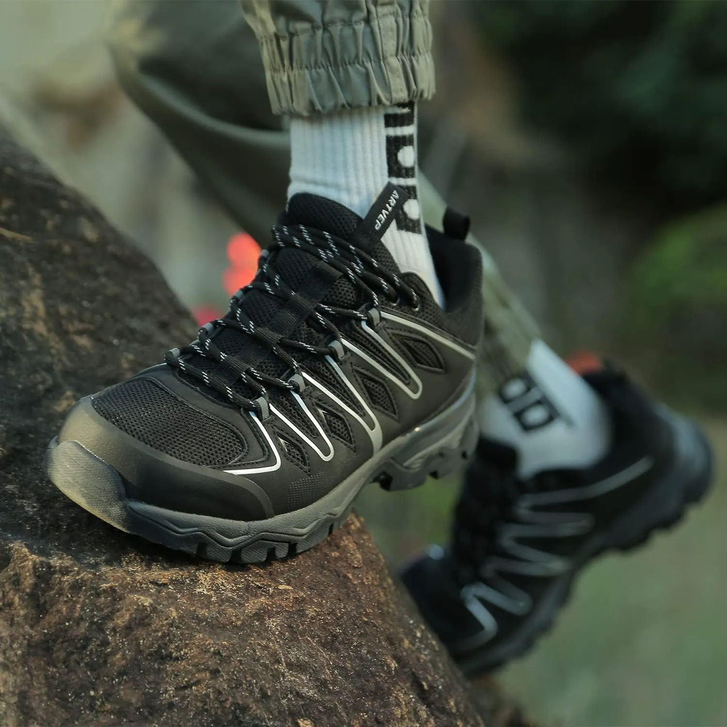 Men's Hiking Shoe Waterproof Womens Adventure Trekking Shoes Breathable Work Outdoor Shoes
