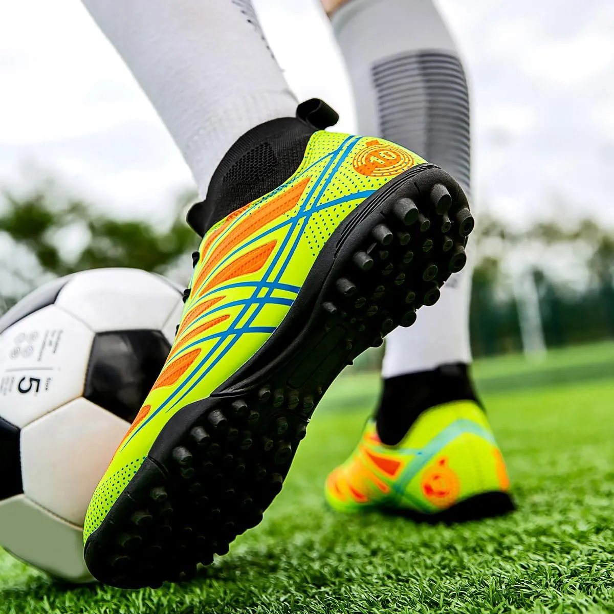 Mens Soccer Shoes Cleats Football Boots Professional Training Outdoor Indoor Sneaker High-Top Spike Breathable Athletic