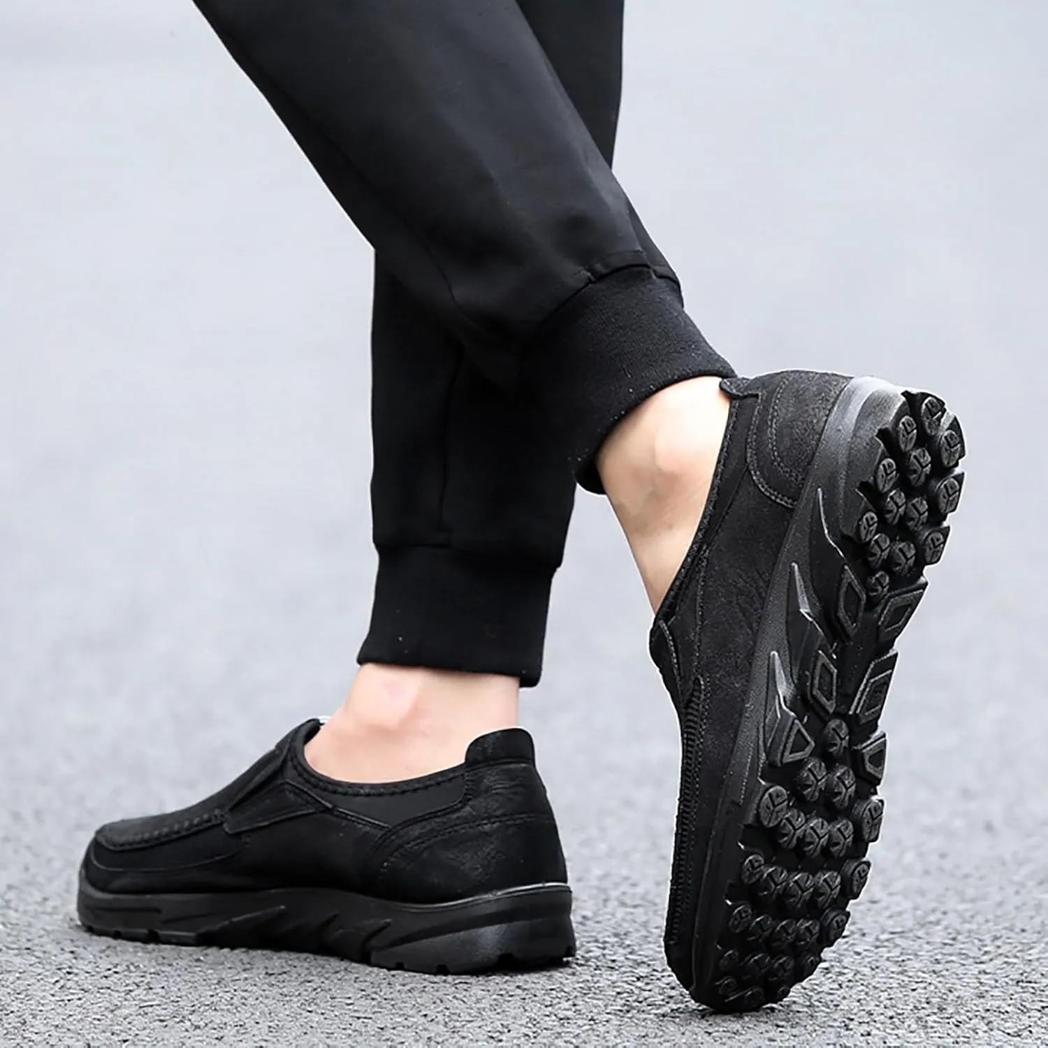 Men's Waterproof Hiking Shoes Slip On Leather Non Slip Outdoor Walking Climbing Casual Loafers Comfortable Work Business Shoes for Men All Day Workout Long Standing