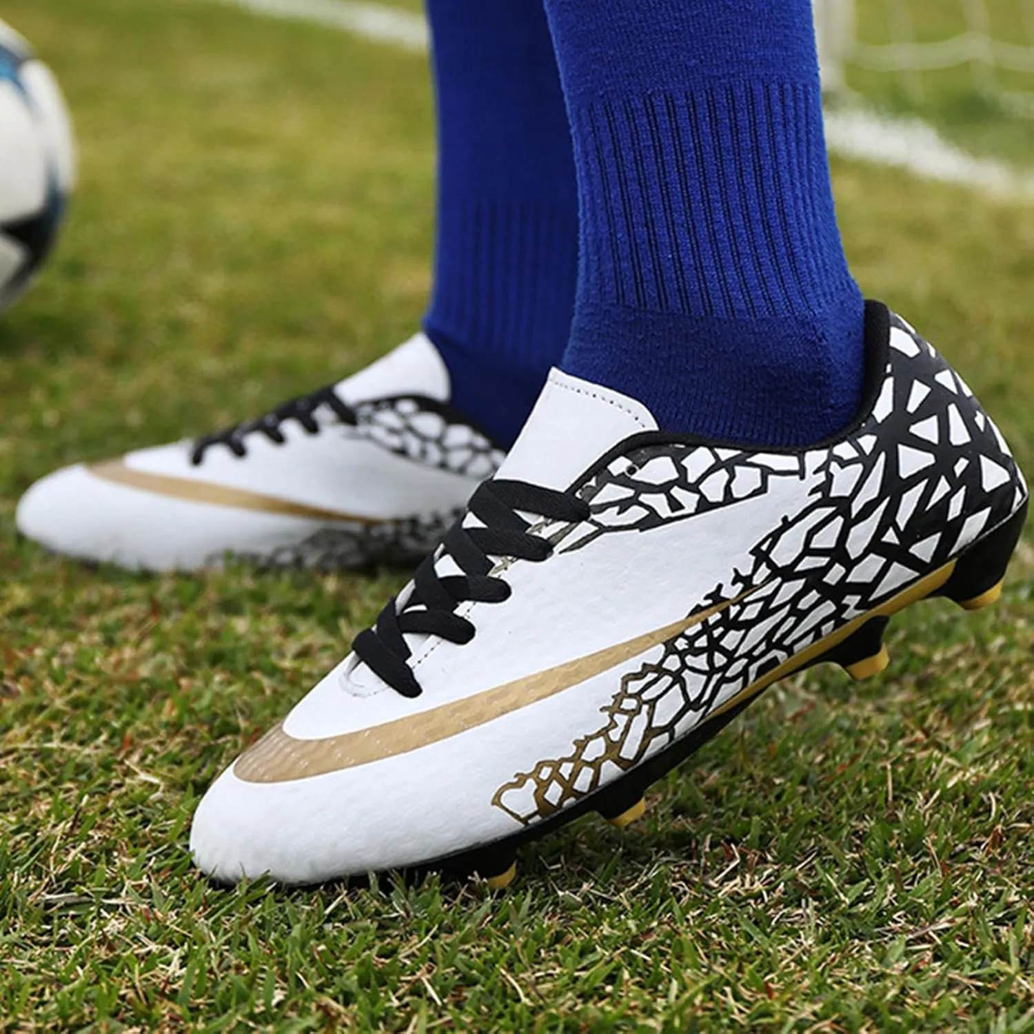 Soccer Shoe, Shoes Soccer Training Sneaker Low Turf Breathable Comfortable Good Grip Men's Football Cleats for Artificial Grass Outdoor Sports