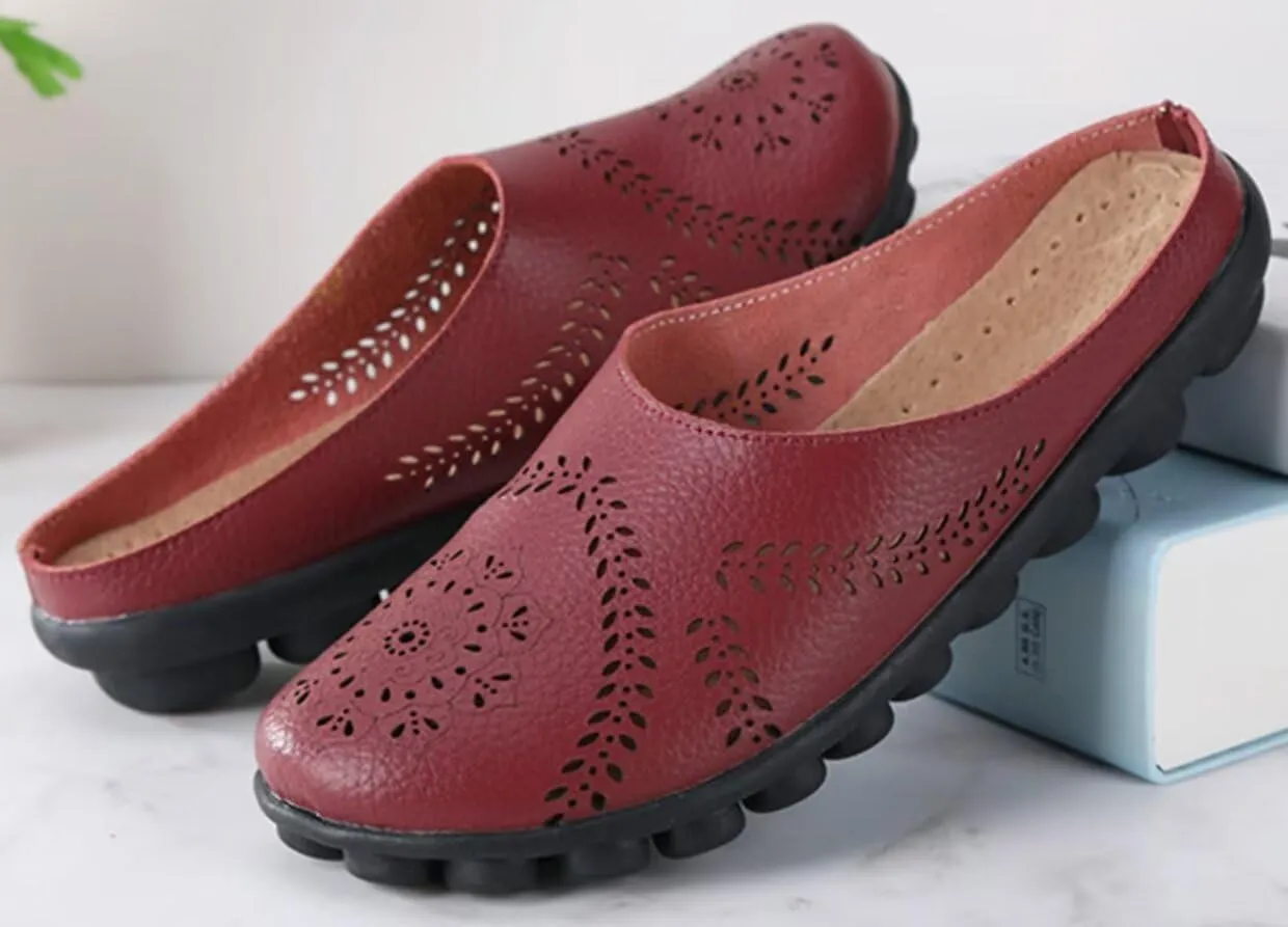 Women's Floral Fashion Slippers Hollowed Out Casual Flat Mules