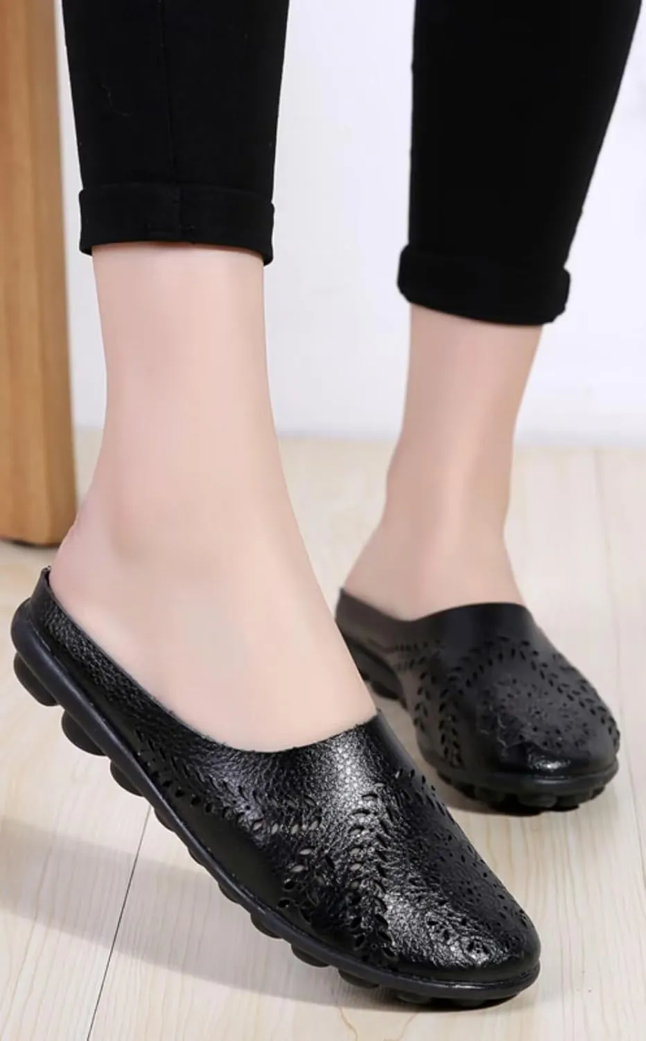 Women's Floral Fashion Slippers Hollowed Out Casual Flat Mules