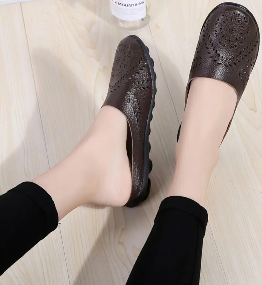 Women's Floral Fashion Slippers Hollowed Out Casual Flat Mules