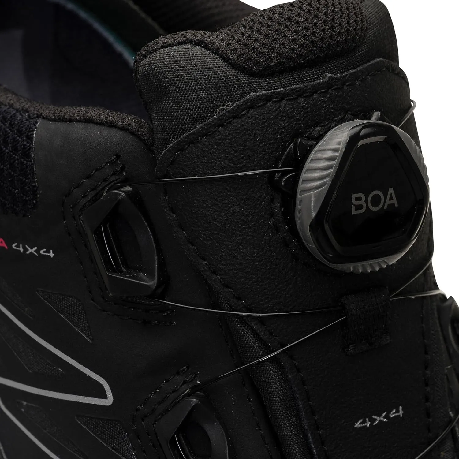 Women's High Rise Hiking Shoes